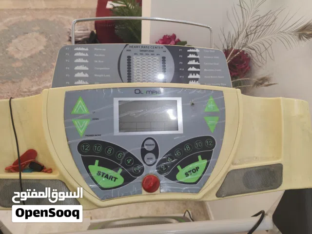 جهاز مشي بحالة جيده