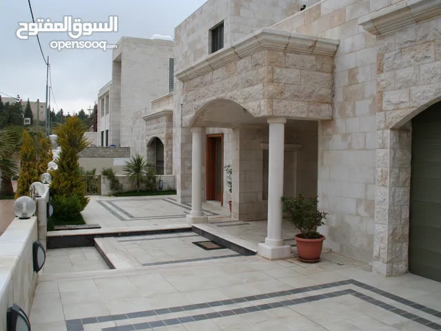 800m2 More than 6 bedrooms Villa for Sale in Amman Dabouq