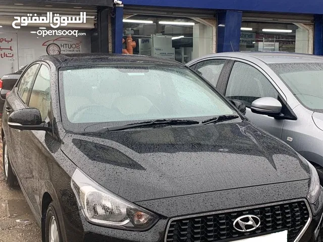 Sedan Hyundai in Amman