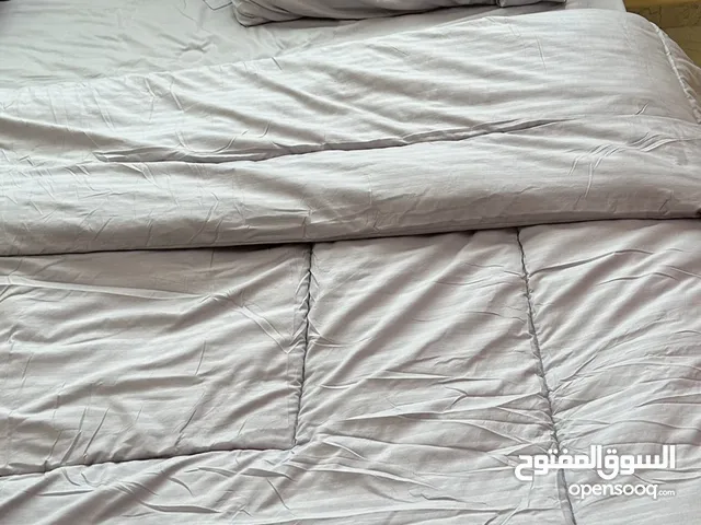 سرير مع مرتبة ( شخص ونص)
