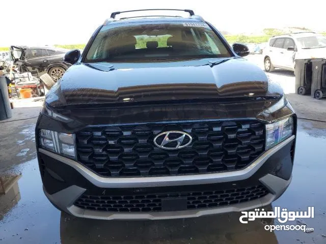 Used Hyundai Santa Fe in Basra