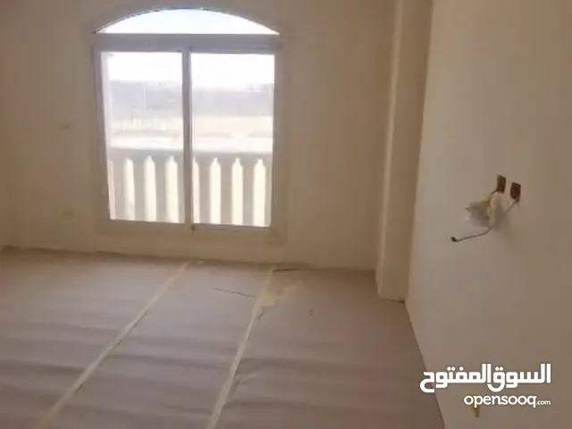 شبابيك الومتال لم تستعمل للبيع ف لافينير مستقبل سيتي