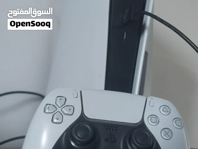 بلايستيشن فايف استعمال خفيفي مع الكرتون و اليد ألاصلي قابل للأسترجاع
