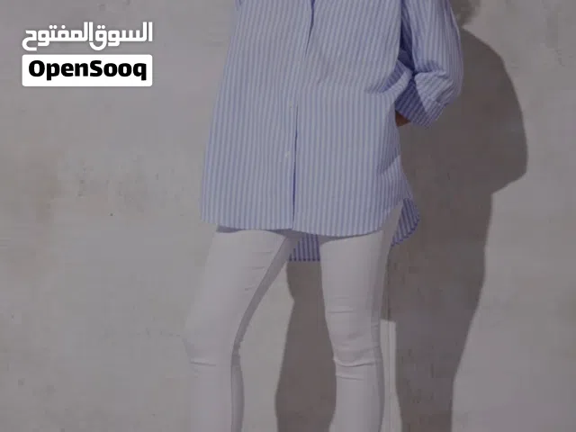 صندل مغلق اسود بكعب قصير قياس 40