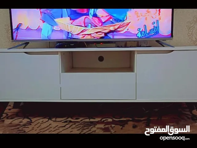 طاولة تلفزيون للبيع