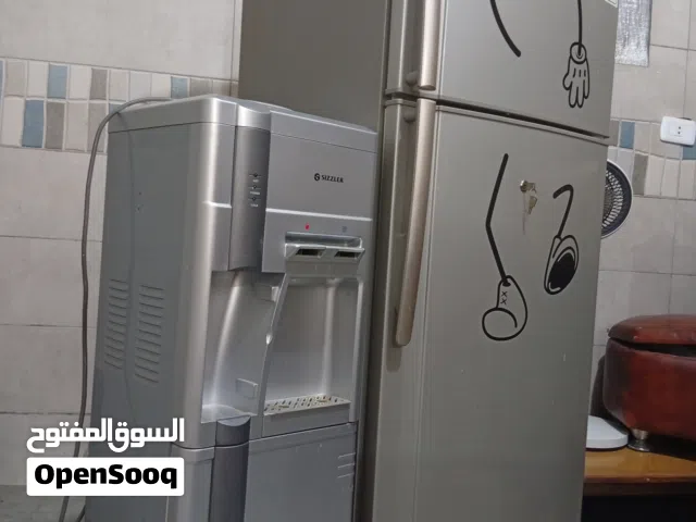 ثلاجة وكولر للبيع بسعر حرق