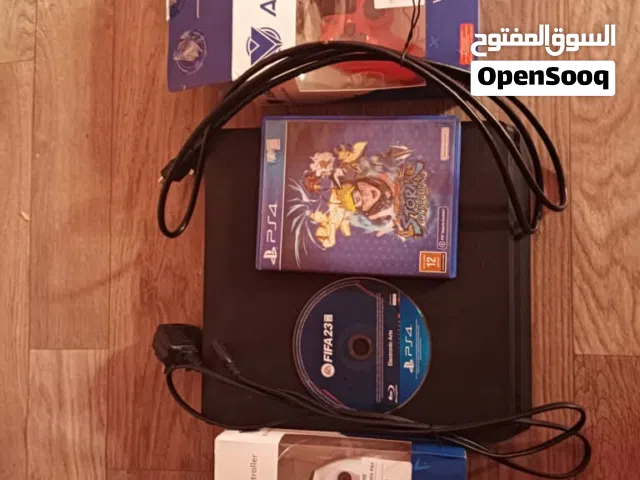 تم تخفيض السعر  بلايستيشن 4 سلم نظيييييف جدا للبييييييع