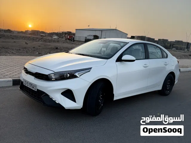 سيراتو للبيع اقره الووصف
