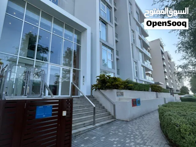 Almouj 2 bedroom swimming pool ,private onsite gym (male female)