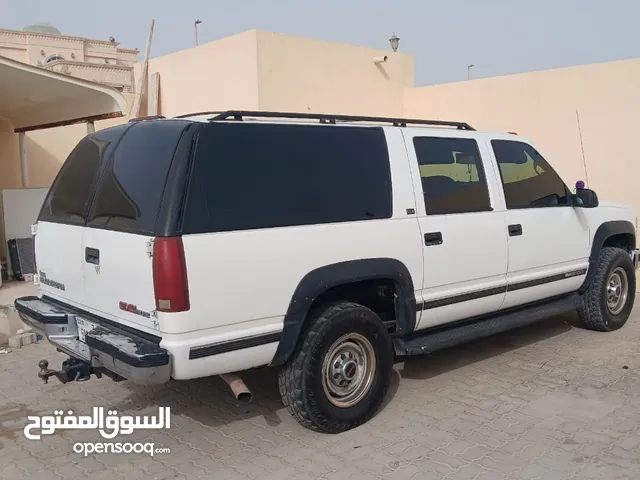 Used GMC Suburban in Abu Dhabi