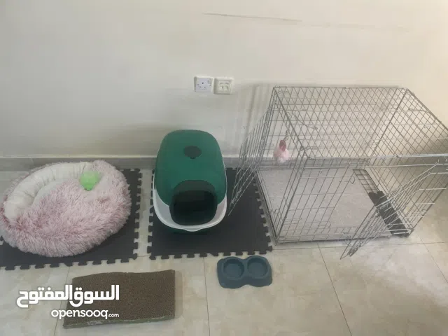 Pet cage and stuff as shown in photos