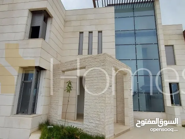 920 m2 5 Bedrooms Villa for Sale in Amman Dabouq