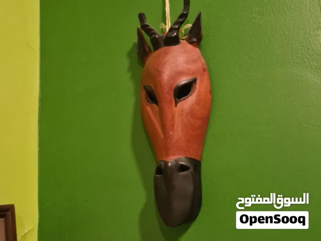 تحف ونوادر ومقتنيات