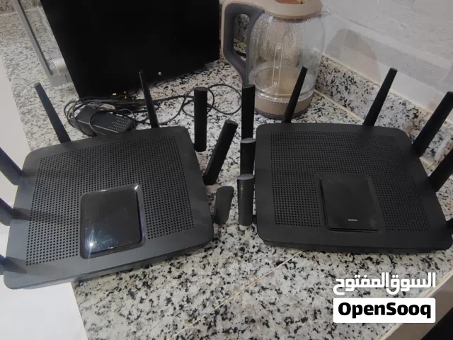 للبيع راوترين من شركة LINKSYS المعروفة بأقل بكثير جدا من نصف السعر