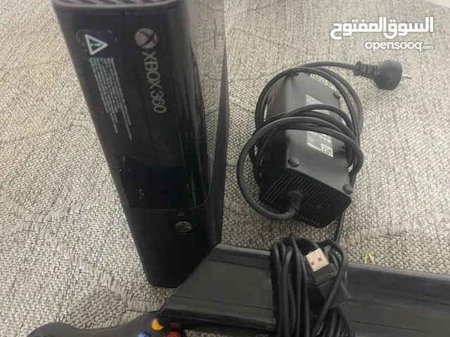 اكس بوكس 360مهكر علي اكتر من 200لعبه مع ايدين وكاميرا
