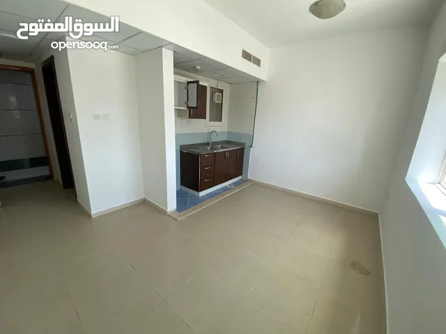 600 m2 Studio Apartments for Rent in Sharjah Al Taawun