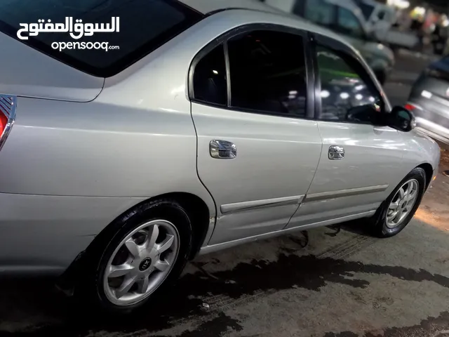 هونداي افانتي XD