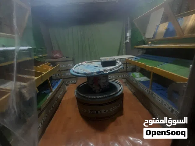 ديكور محل خضراء للبيع مريات طولات قابيات كاص رخام ميزان الاكتروني وعادي