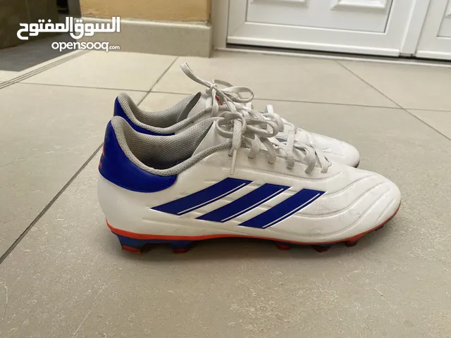 حذاء أديداس أصلي للكرة قدم