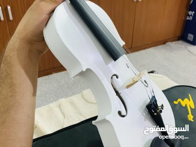 كمان اصلي فول نظافة لون ابيض