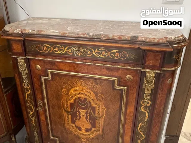 بايو وڤاترينا فرنسي الصنع