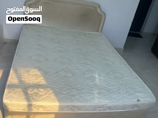 سرير شخص ونص