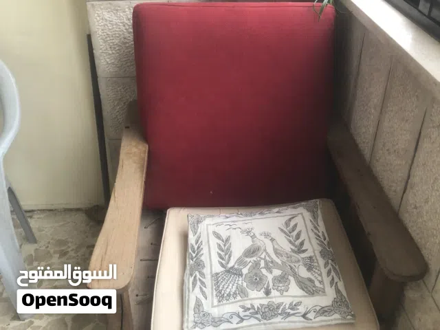 كرسي خشب انتيك