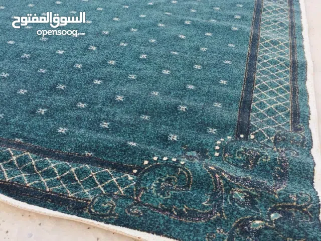 بساطات نظيفة + ممرات