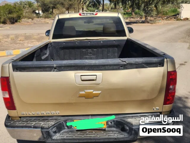 للبيع او البدل شفروليه سلفرادو