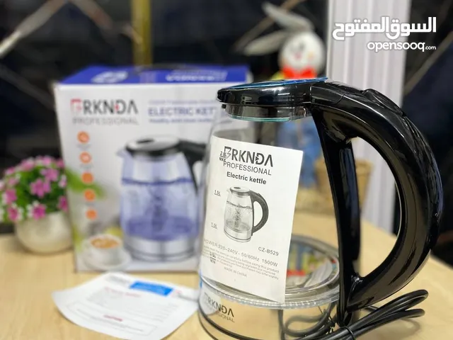 غلاية كهربائية لاسلكية مضيئة باضاءة LED سعة 1.7 لتر بقدرة 2200 واط بخاصية الاغلاق التلقائي والحماية