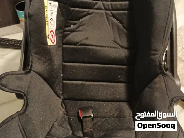 كرسي سيارة اطفال