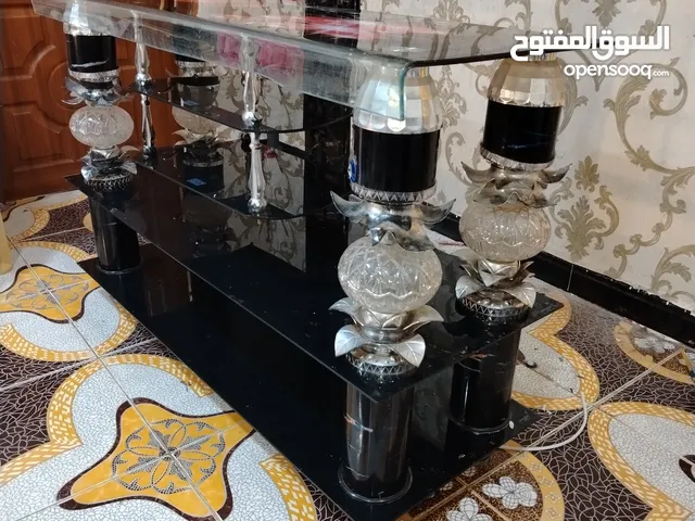 ميز تلفزيون