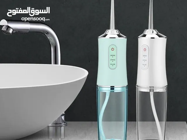 جهاز خيط الأسنان المائي المتعدد الأطوار والرؤوس