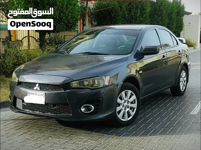 2013 ميتسوبيشي لانسر Standard