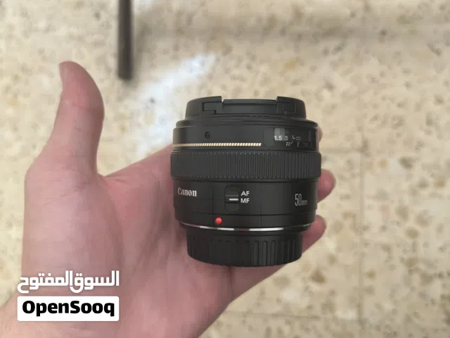 Lens EF 50mm f/1.4 USM مستعملة استعمال خفيف  معها الكرتونة والاغطية