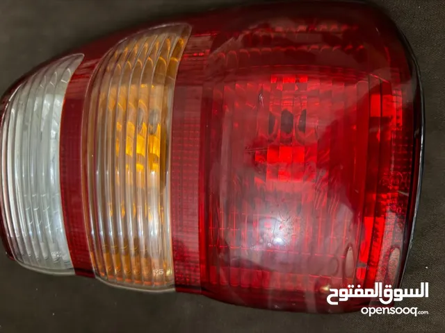 اسطب لاندكروزر خلفي 2001