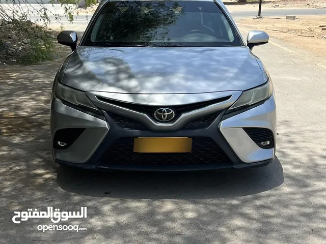 كامري للبيع فقط 2018