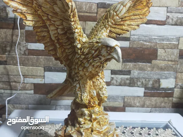 صقر مكاتب وطاولات البيع