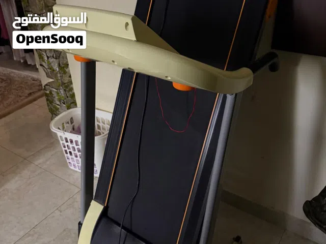 جهاز مشي شبه جديد من شركة Techno Gear