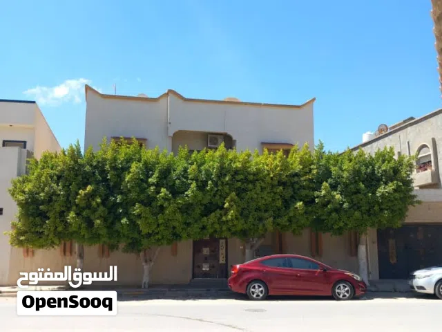 600 m2 More than 6 bedrooms Townhouse for Sale in Tripoli Zanatah