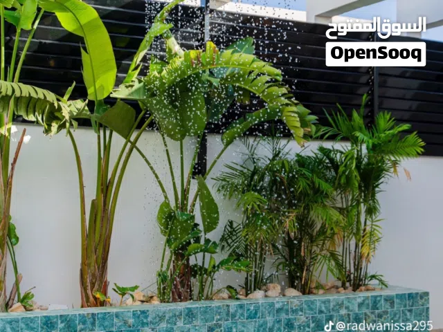 قطعه ارض للبيع ركن في منطقه دور نواب الضباط  تبعد عن الاربع شوراع 70متر