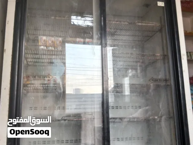 ثلاجة بقالة كبيره باب سحاب للبيع نظيفة