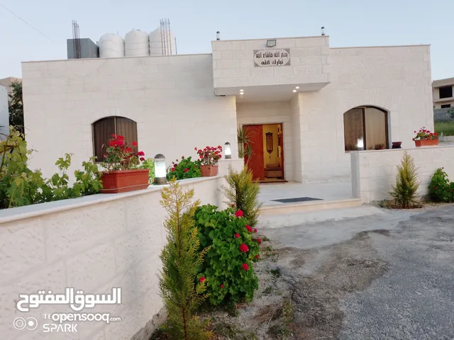 183m2 4 Bedrooms Townhouse for Sale in Amman Marj El Hamam