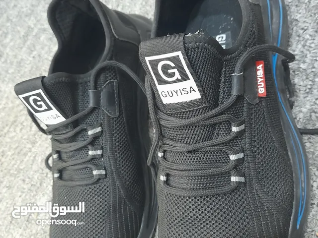 للبيع سيفتي اصلي مال شركات ابو الحديده قياس 43