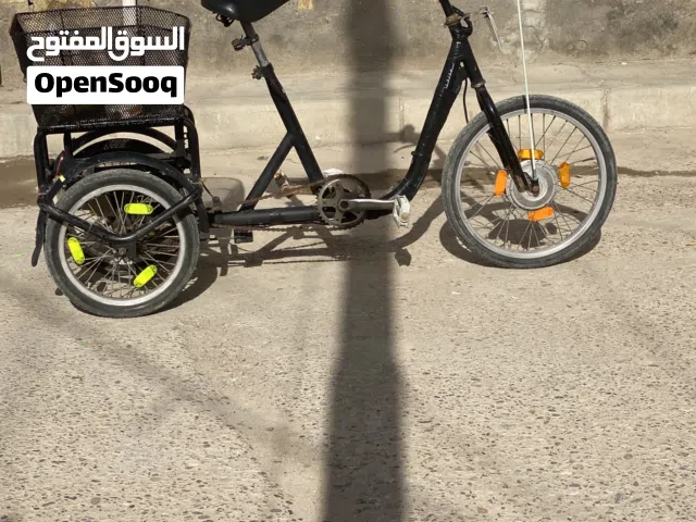 السلام عليكم بايسكل شحن ياباني اصلي يحتوي على ثلاث عجلات نقص بس البطارية