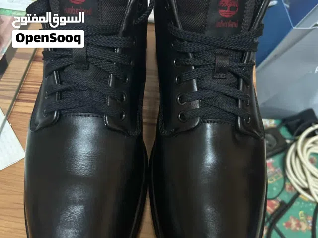 حذاء نوع تمبرلاند اصلي بحالة الوكالة