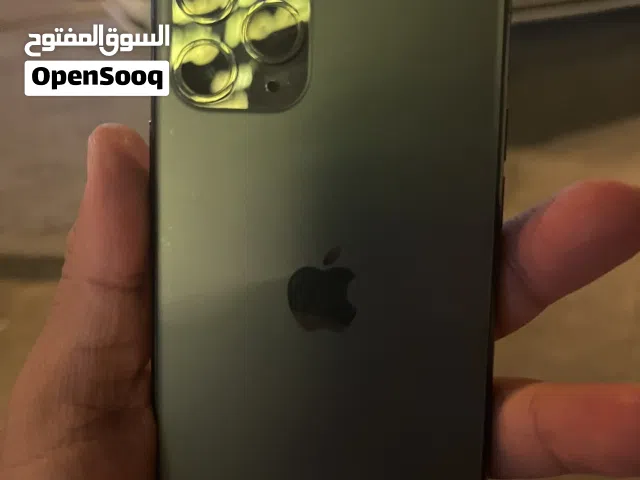 Apple iPhone 11 Pro Max 64 GB in Al Riyadh