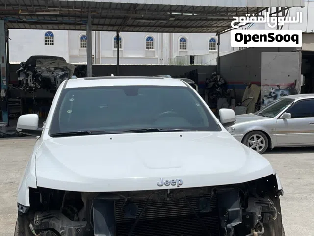 بنفر خلفي وبونيت جيب جراند شروكي2016