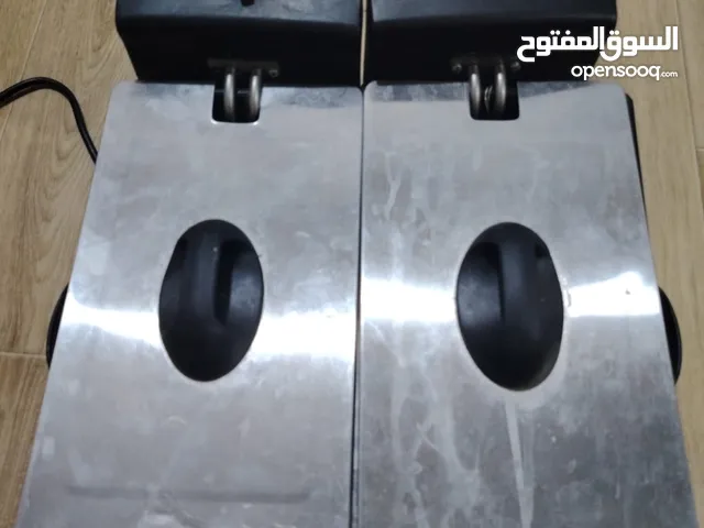قلايه هوائيه نضيفه واستخدمه قليل