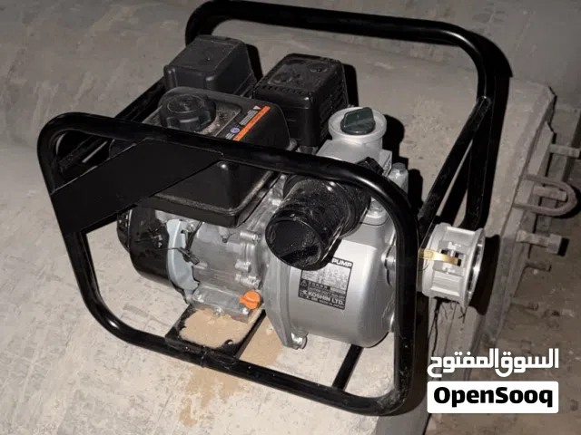 للبيع مضخة ماء تعمل بالبنزين مقاس 3 إنش، مناسبة لسحب المياه من الحفر، البيارات، والمزارع.